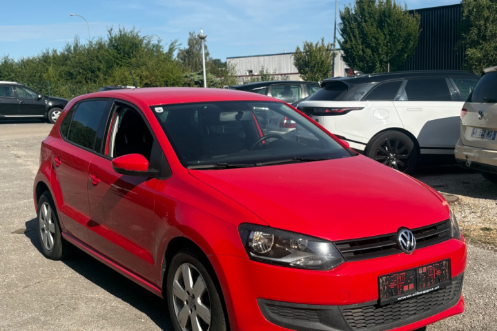 VOLKSWAGEN POLO